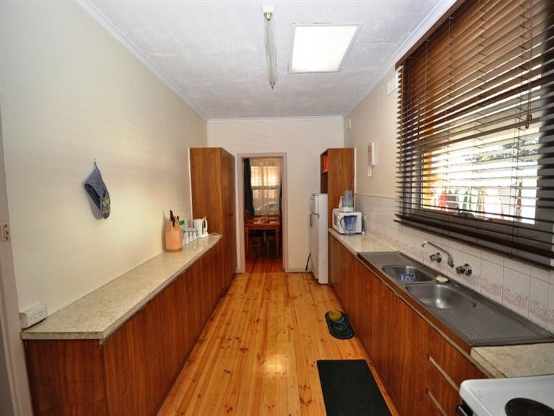 215 Midway Road, Elizabeth Downs SA 5113