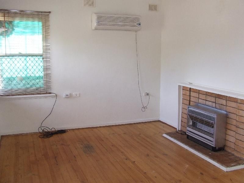 27 Shillabeer Road, Elizabeth Park SA 5113