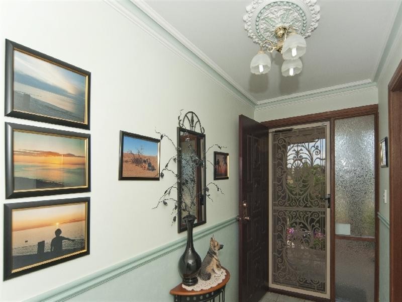 12 Jestina Court, Evanston SA 5116