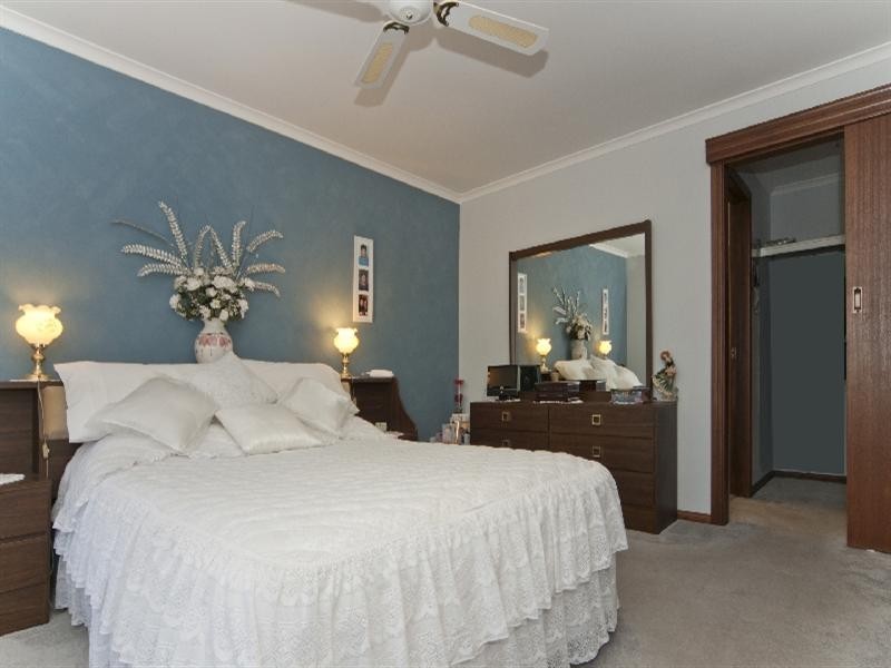 12 Jestina Court, Evanston SA 5116