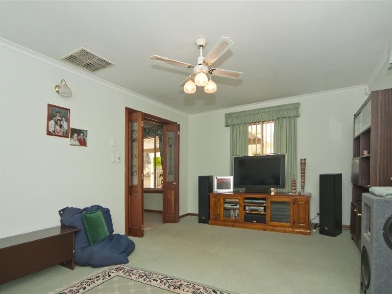 12 Jestina Court, Evanston SA 5116