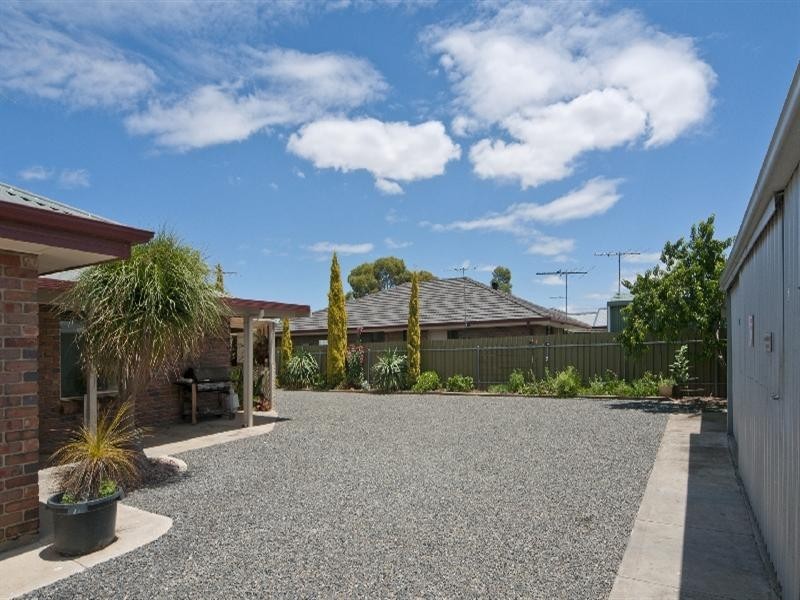 12 Jestina Court, Evanston SA 5116