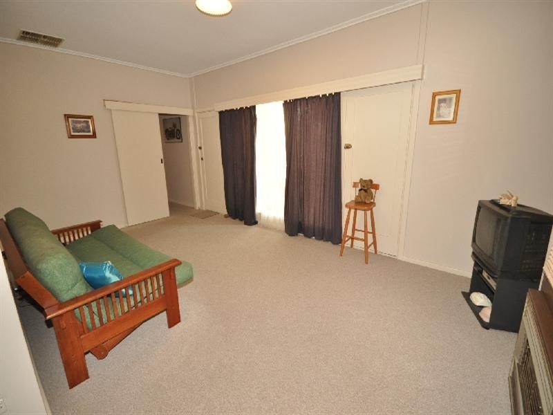 77 Northampton Crescent, Elizabeth East SA 5112