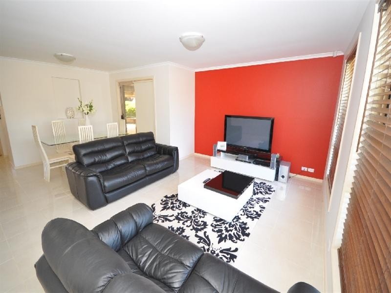 4 Tuxford Court, Blakeview SA 5114