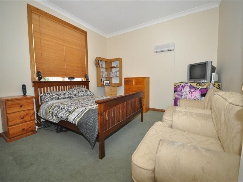 10 Edward Street, Willaston SA 5118