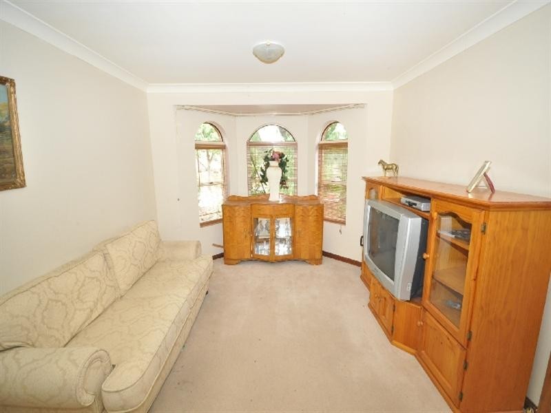 10 Edward Street, Willaston SA 5118