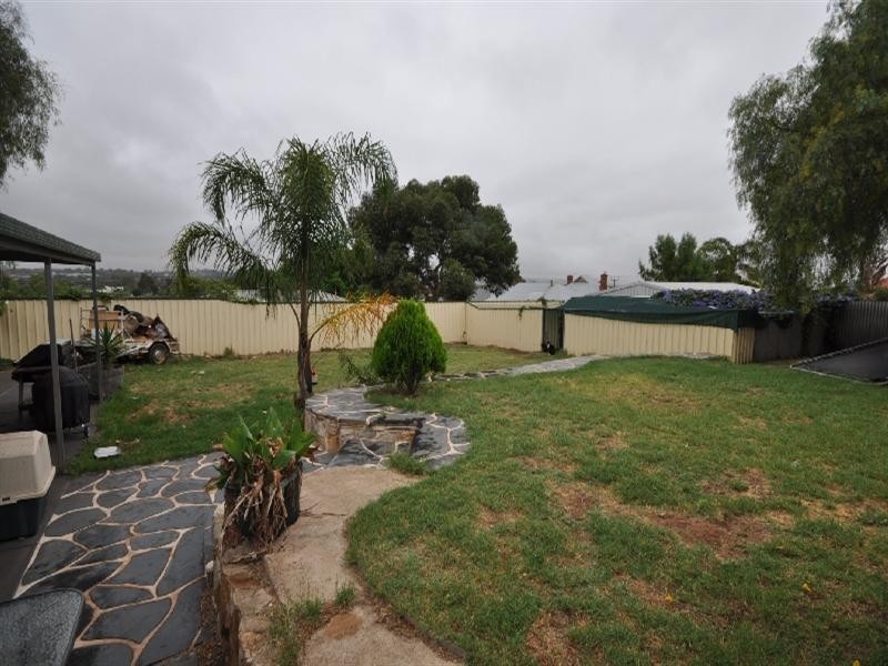 10 Edward Street, Willaston SA 5118