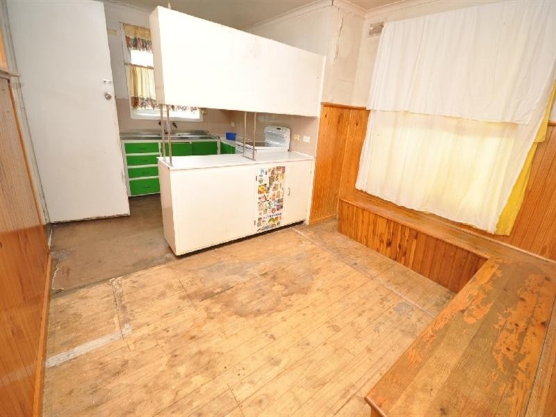 6 Osmond Street, Elizabeth Downs SA 5113