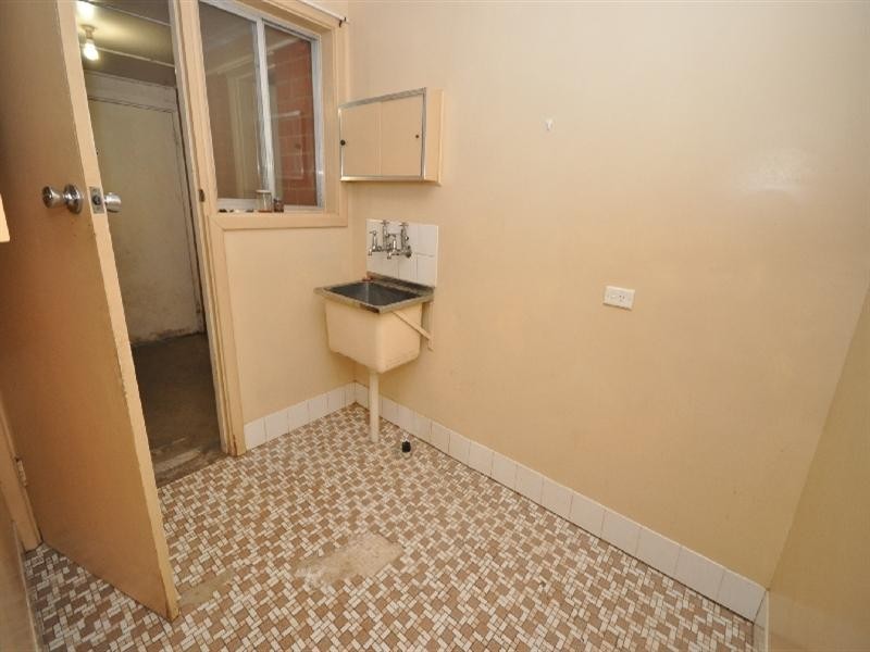 6 Osmond Street, Elizabeth Downs SA 5113