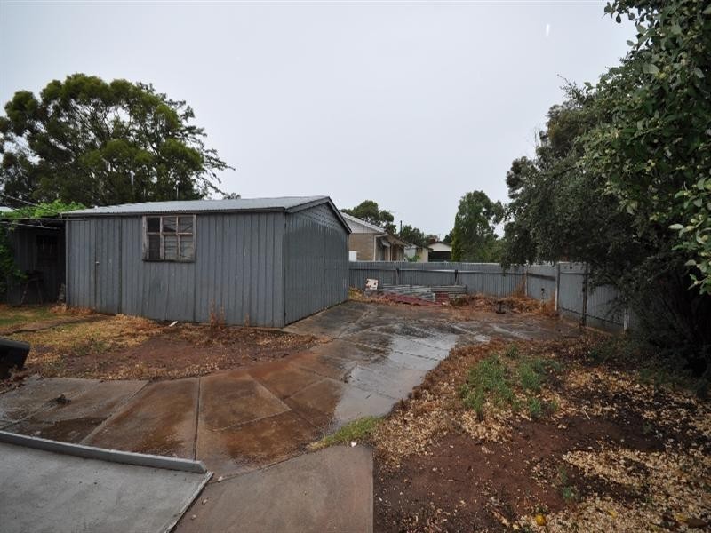 6 Osmond Street, Elizabeth Downs SA 5113