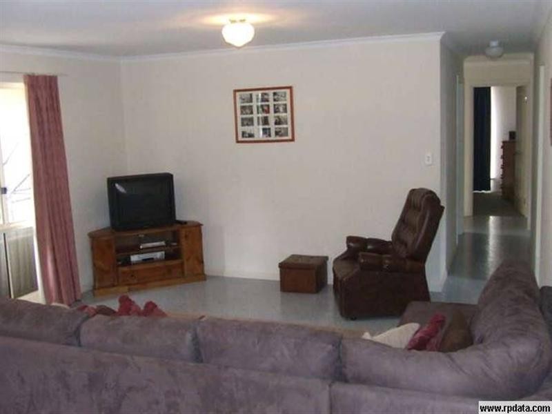 18 Trafalgar Drive, Elizabeth Park SA 5113