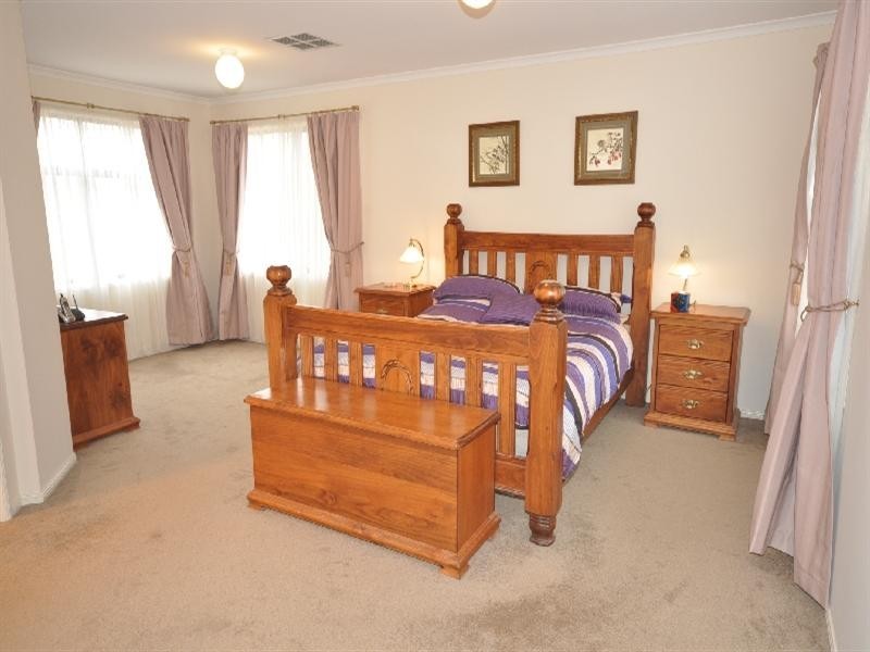 21 Grandview Place, Blakeview SA 5114