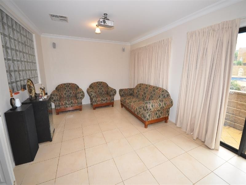 21 Grandview Place, Blakeview SA 5114