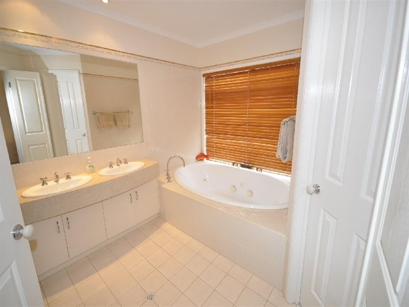 21 Grandview Place, Blakeview SA 5114