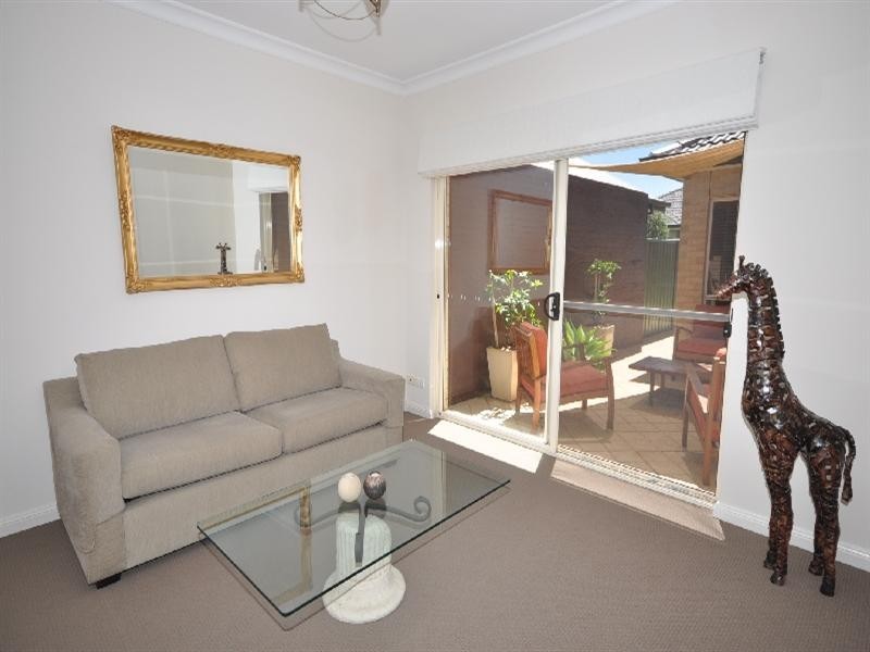 6 Maple Circuit, Mawson Lakes SA 5095