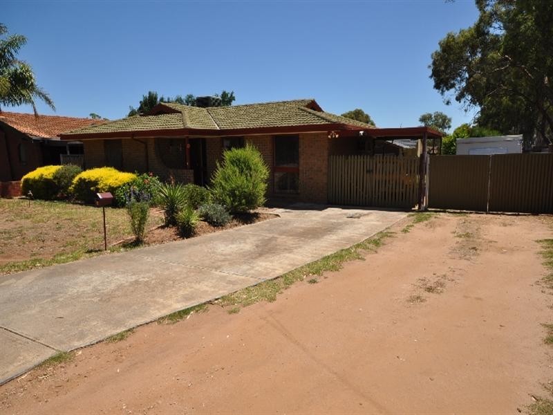 5 Menka Street, Hillbank SA 5112