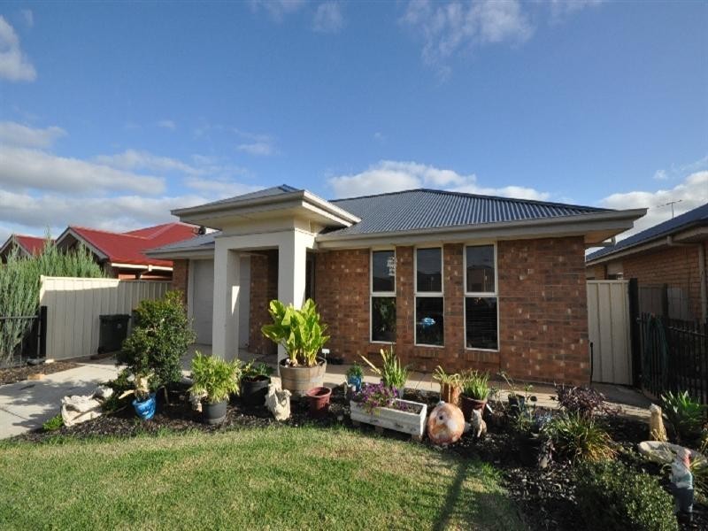 7 Hannah Road, Munno Para West SA 5115