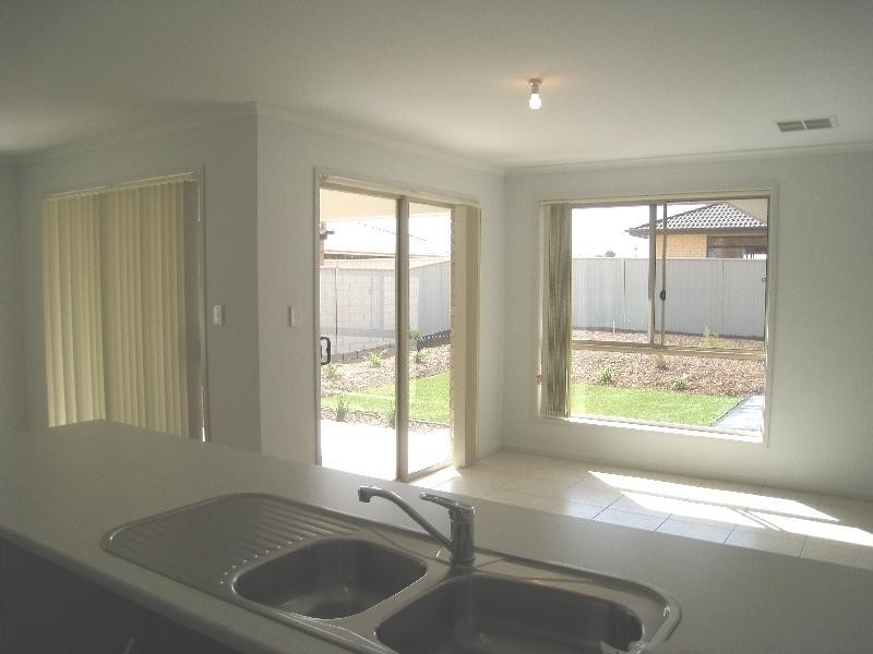 55 Strathaird Boulevard, Smithfield SA 5114