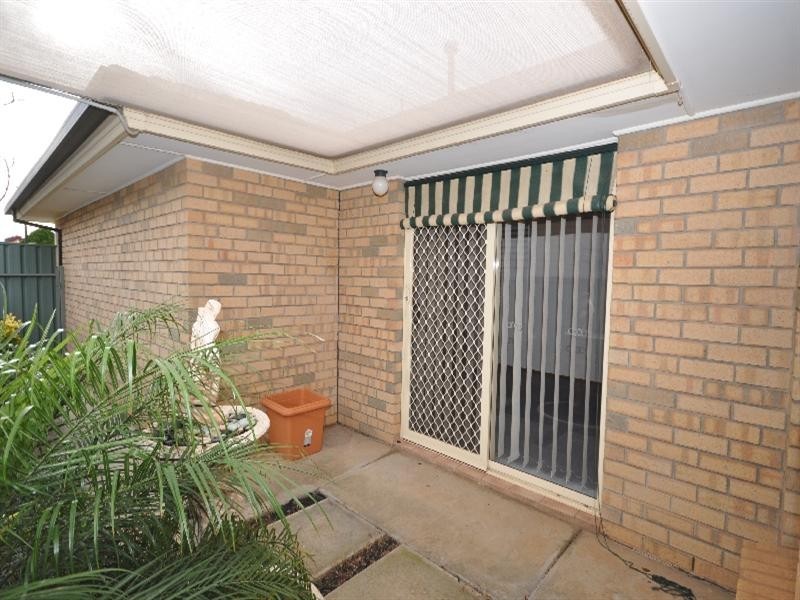 2 Knightsbridge Court, Hillbank SA 5112