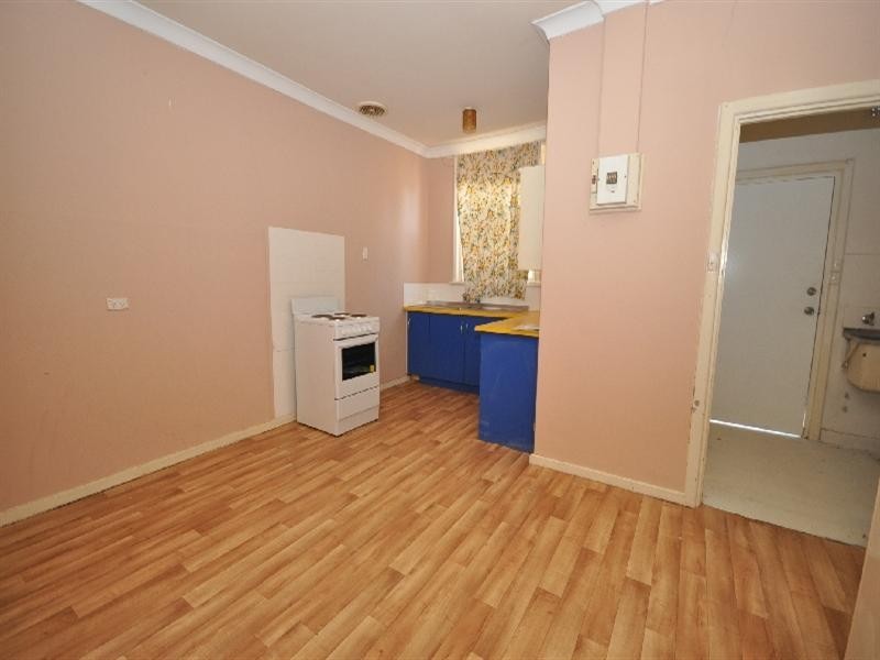 10 Midlow Road, Elizabeth Downs SA 5113