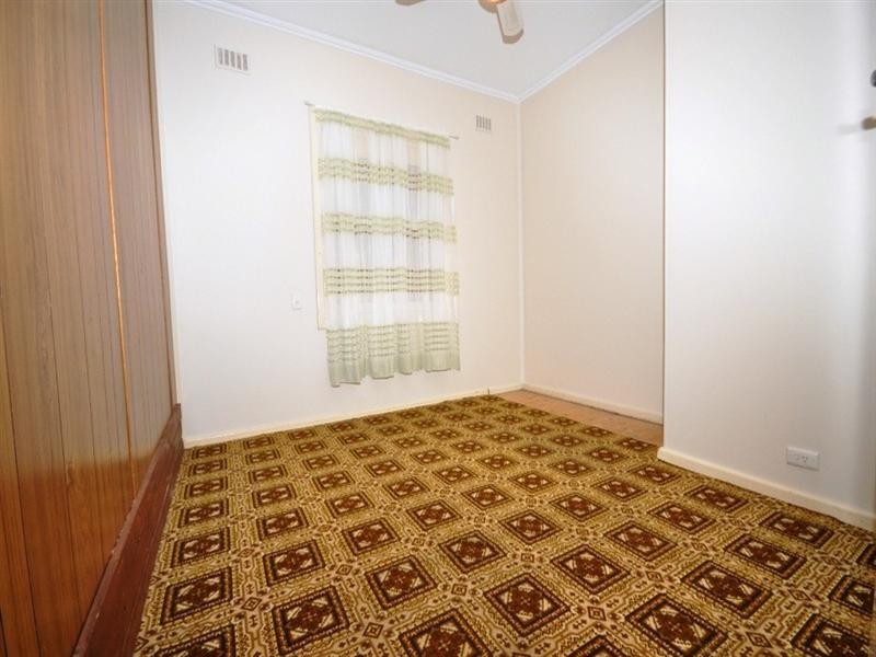 17 .Hamblynn Road, Elizabeth Downs SA 5113