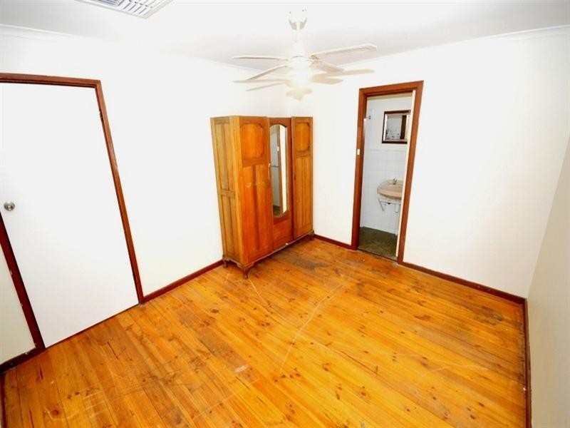 72 Kinkaid Road, Elizabeth East SA 5112