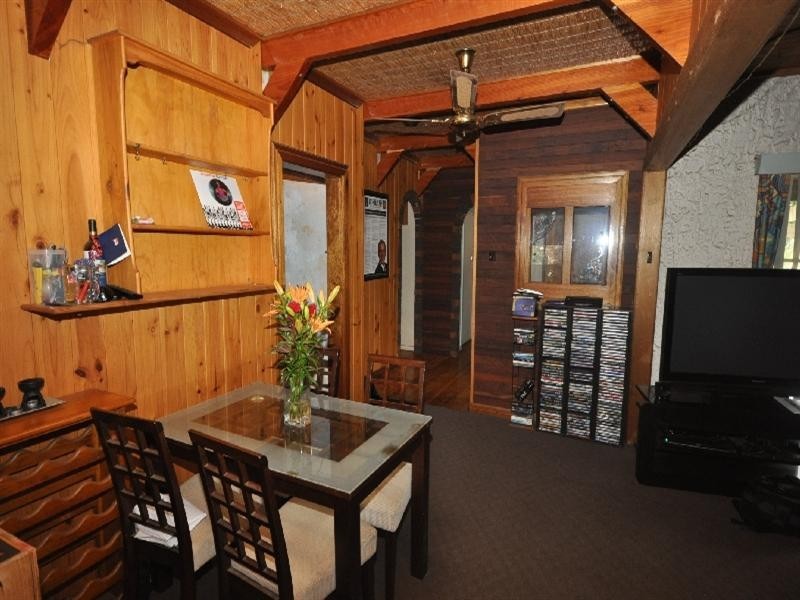 6 Woodfalls Road, Elizabeth Vale SA 5112