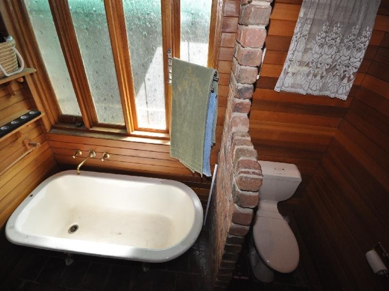 6 Woodfalls Road, Elizabeth Vale SA 5112