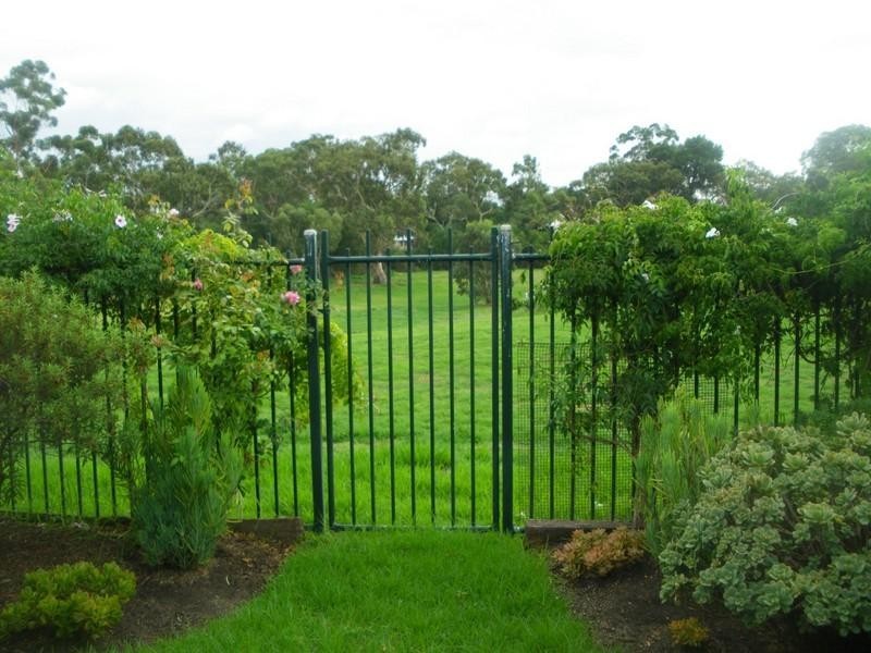 7 Lawrence Avenue, Gawler South SA 5118