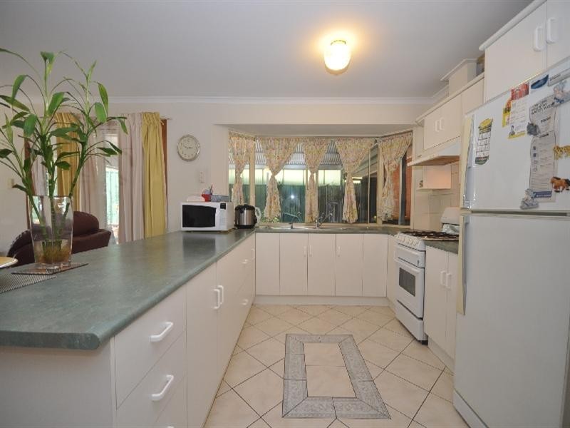 36 Snell Avenue, Hillbank SA 5112