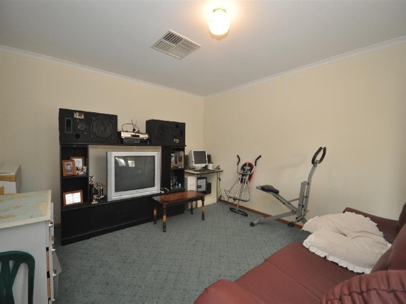 36 Snell Avenue, Hillbank SA 5112