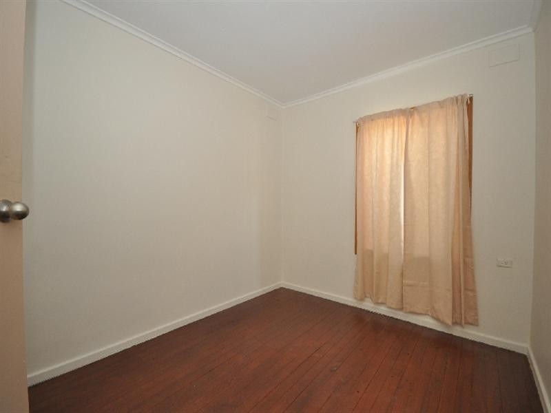 5 Jeffries Road, Elizabeth South SA 5112