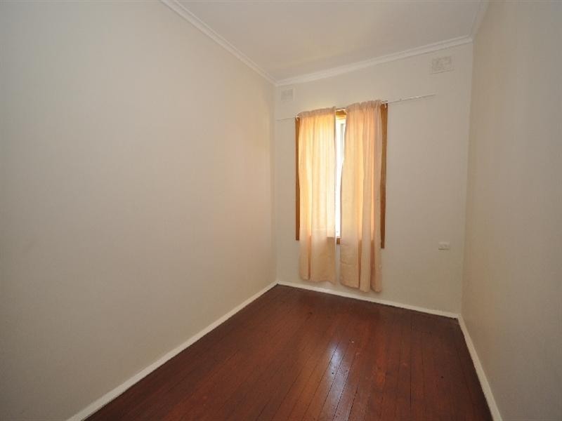 5 Jeffries Road, Elizabeth South SA 5112