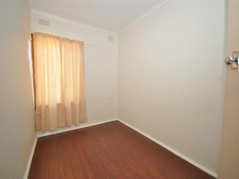 5 Jeffries Road, Elizabeth South SA 5112