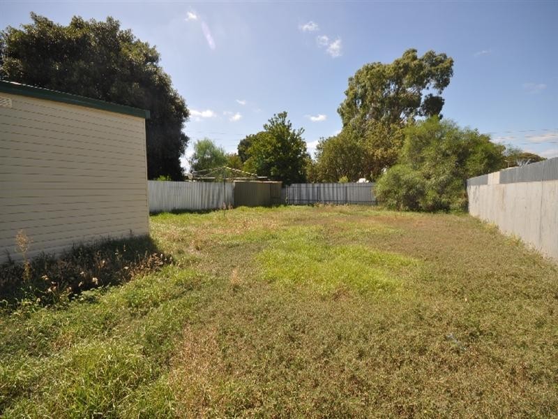 5 Jeffries Road, Elizabeth South SA 5112