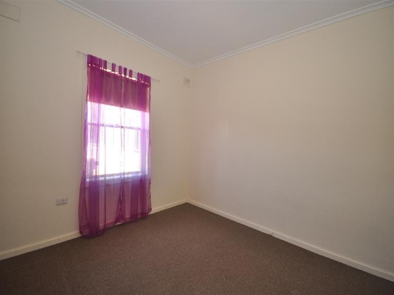 4 Heard Street, Elizabeth Downs SA 5113