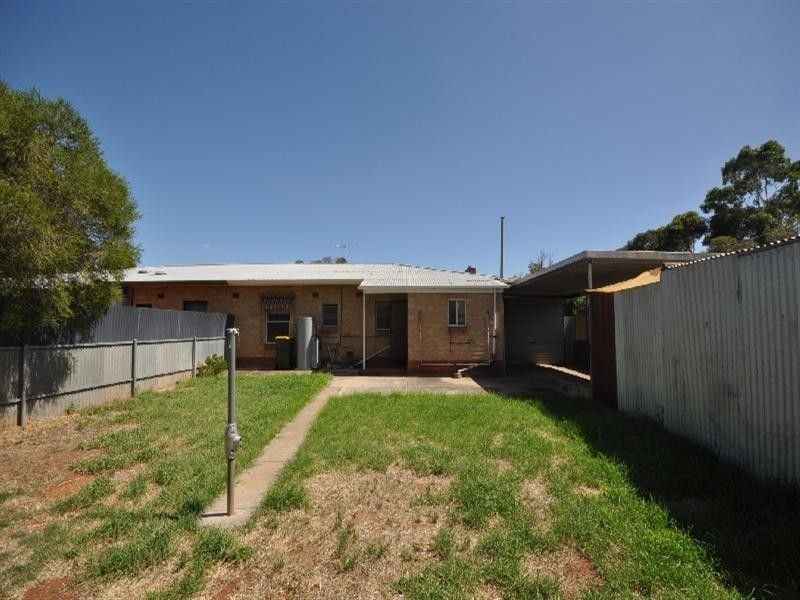 4 Heard Street, Elizabeth Downs SA 5113