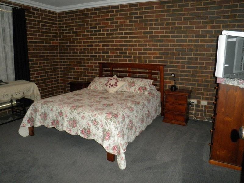 2 Duregon Street, Stirling North SA 5710