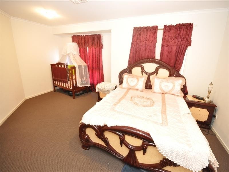 25 Arcadia Drive, Smithfield SA 5114