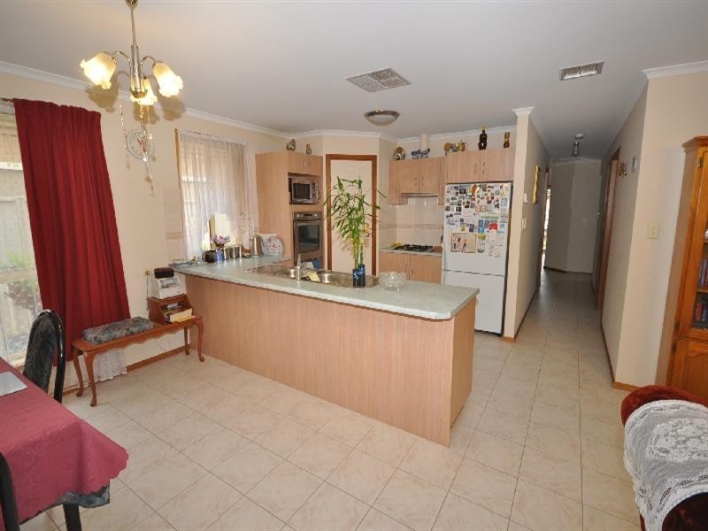 4 Costa Court, Salisbury Plain SA 5109