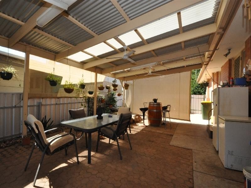 43 Seavington Road, Elizabeth Park SA 5113