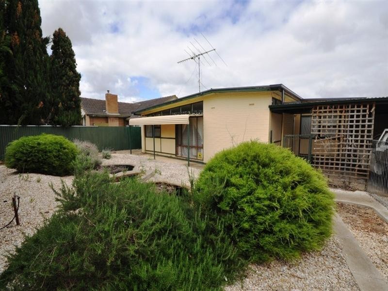 10. Hayles Road, Elizabeth Park SA 5113