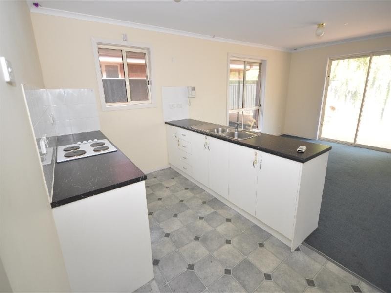 19 Hamra Drive, Smithfield SA 5114