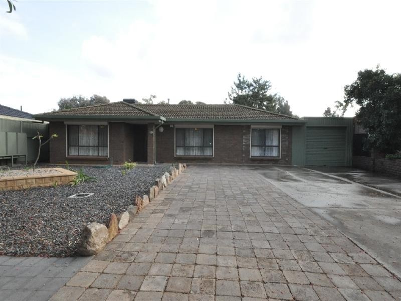 15 Matthew Court, Paralowie SA 5108