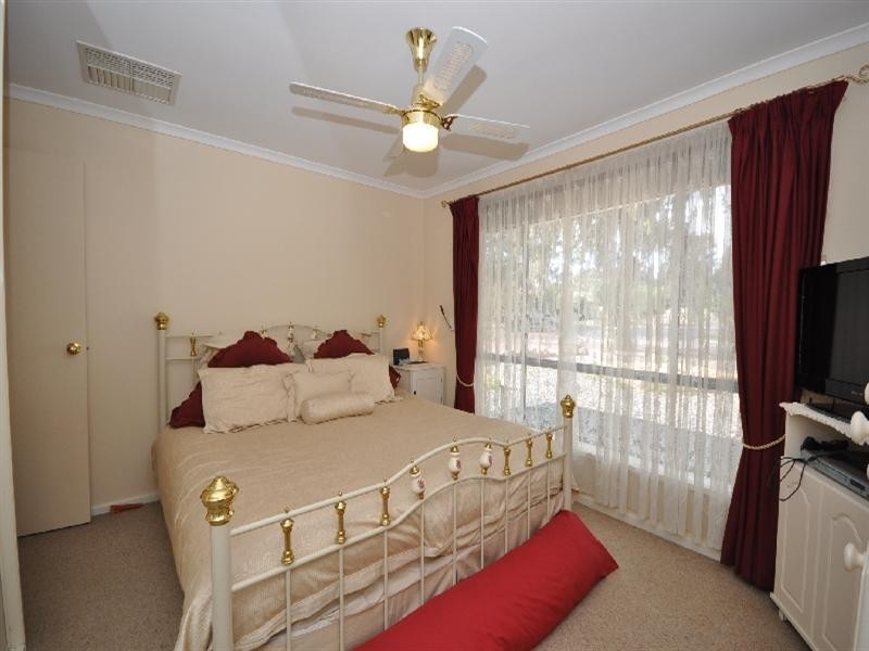 15 Matthew Court, Paralowie SA 5108