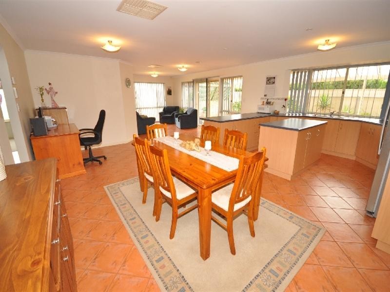 23 Kingate Boulevard, Blakeview SA 5114