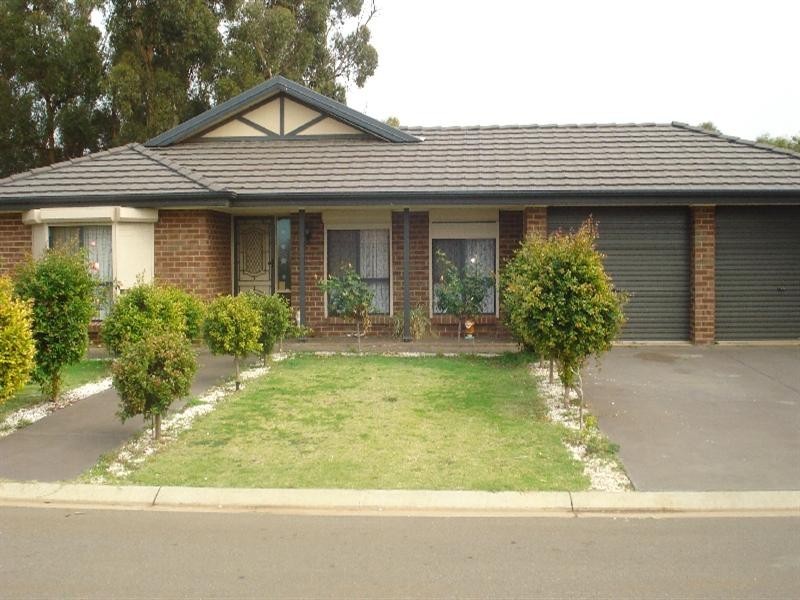 8 Gluford Court, Andrews Farm SA 5114