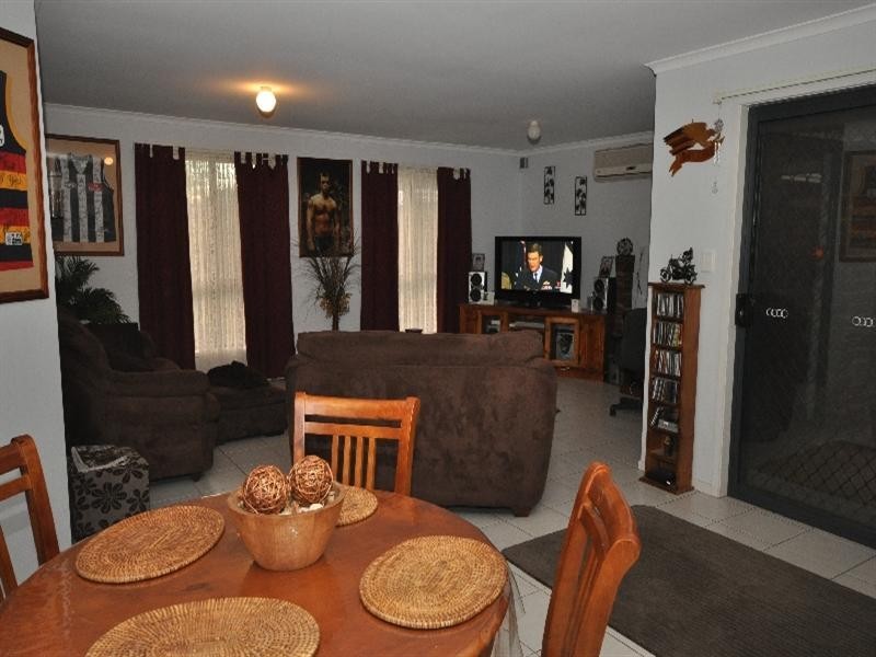 8 Gluford Court, Andrews Farm SA 5114