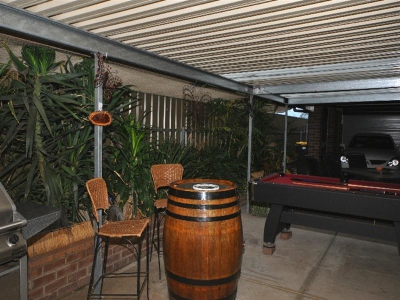 8 Gluford Court, Andrews Farm SA 5114
