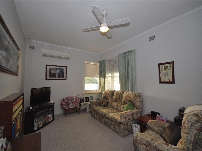 11 Idmiston Street, Elizabeth SA 5112